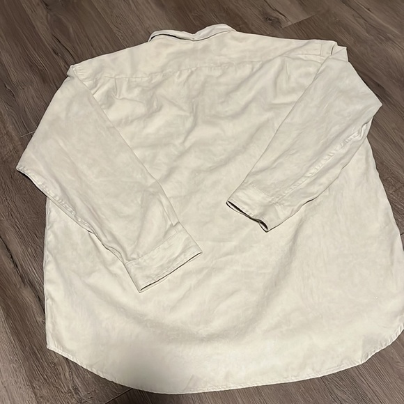 Mountain Lake Men’s Button Down Shirt - Picture 5 of 6